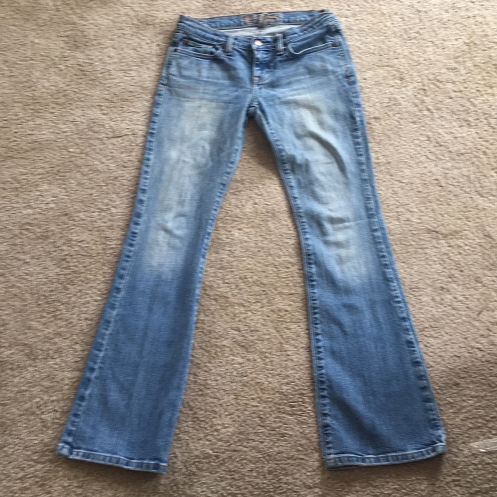 Women’s jeans